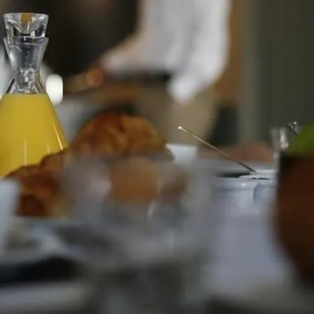 Couette-café Les 4 étoiles Montpellier