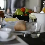 Les 4 étoiles Bed & Breakfast 3*