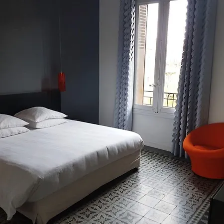 Les 4 Etoiles Oda ve Kahvaltı Montpellier