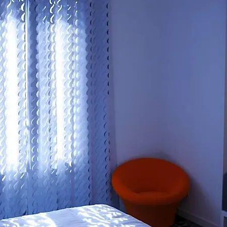 Panzió Les 4 Etoiles