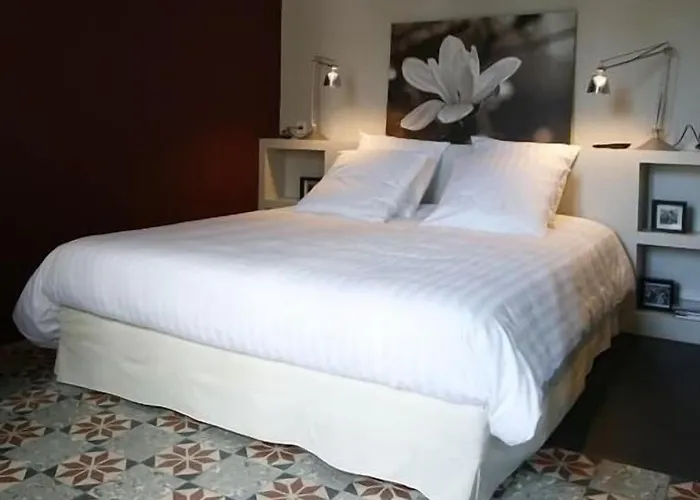 Les 4 Etoiles Bed & Breakfast 3*